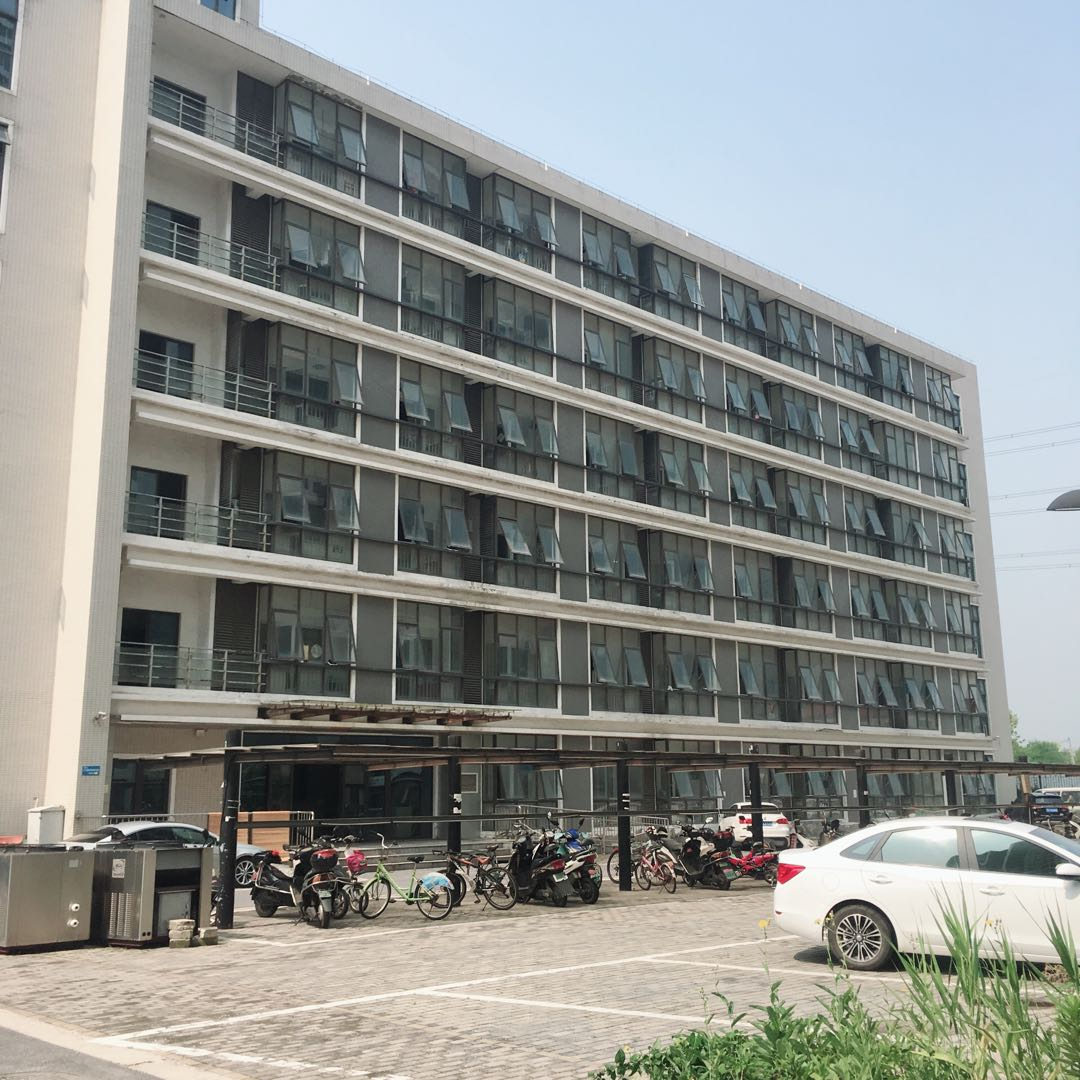 南通港閘區(qū)智能小區(qū)上懸窗