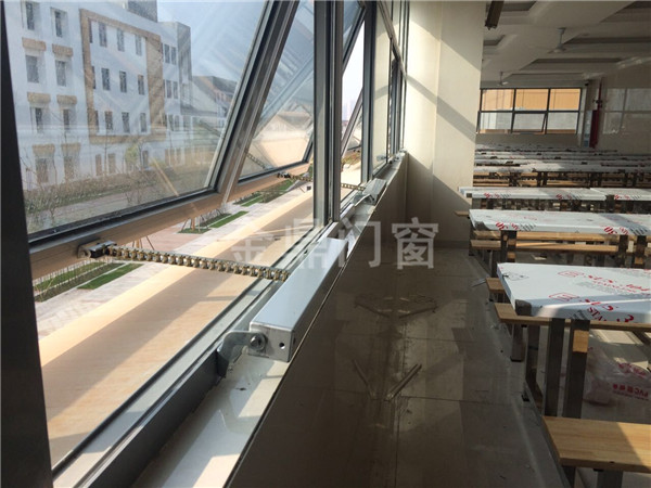 鏈?zhǔn)诫妱?dòng)開窗機(jī)
