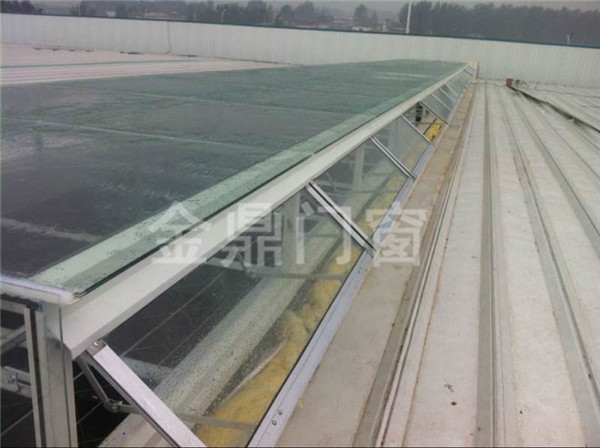 電動(dòng)側(cè)排煙窗