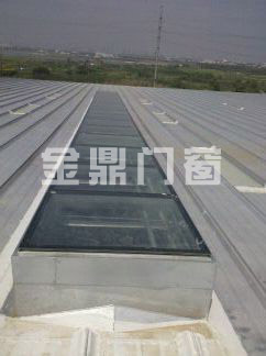 采光排煙天窗(一字型)